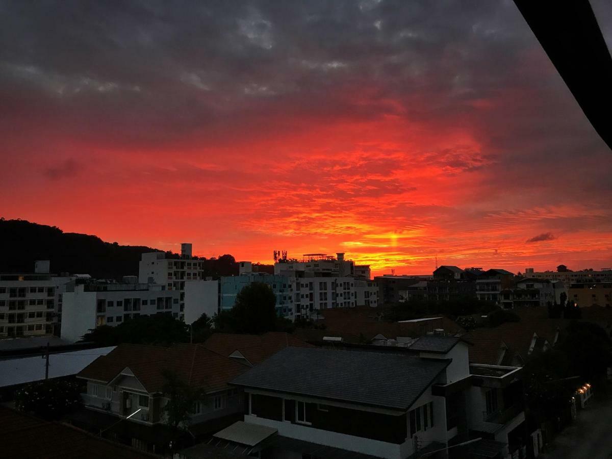 Tropical Sunset Hotel Patong Dış mekan fotoğraf
